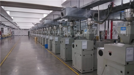 自動(dòng)供料系統(tǒng) 擠出行業(yè)工程 自動(dòng)供料系統(tǒng) 擠出行業(yè)工程